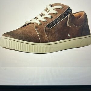 BORN Women’s Paloma Casual shoes. Size 8.5 M.
